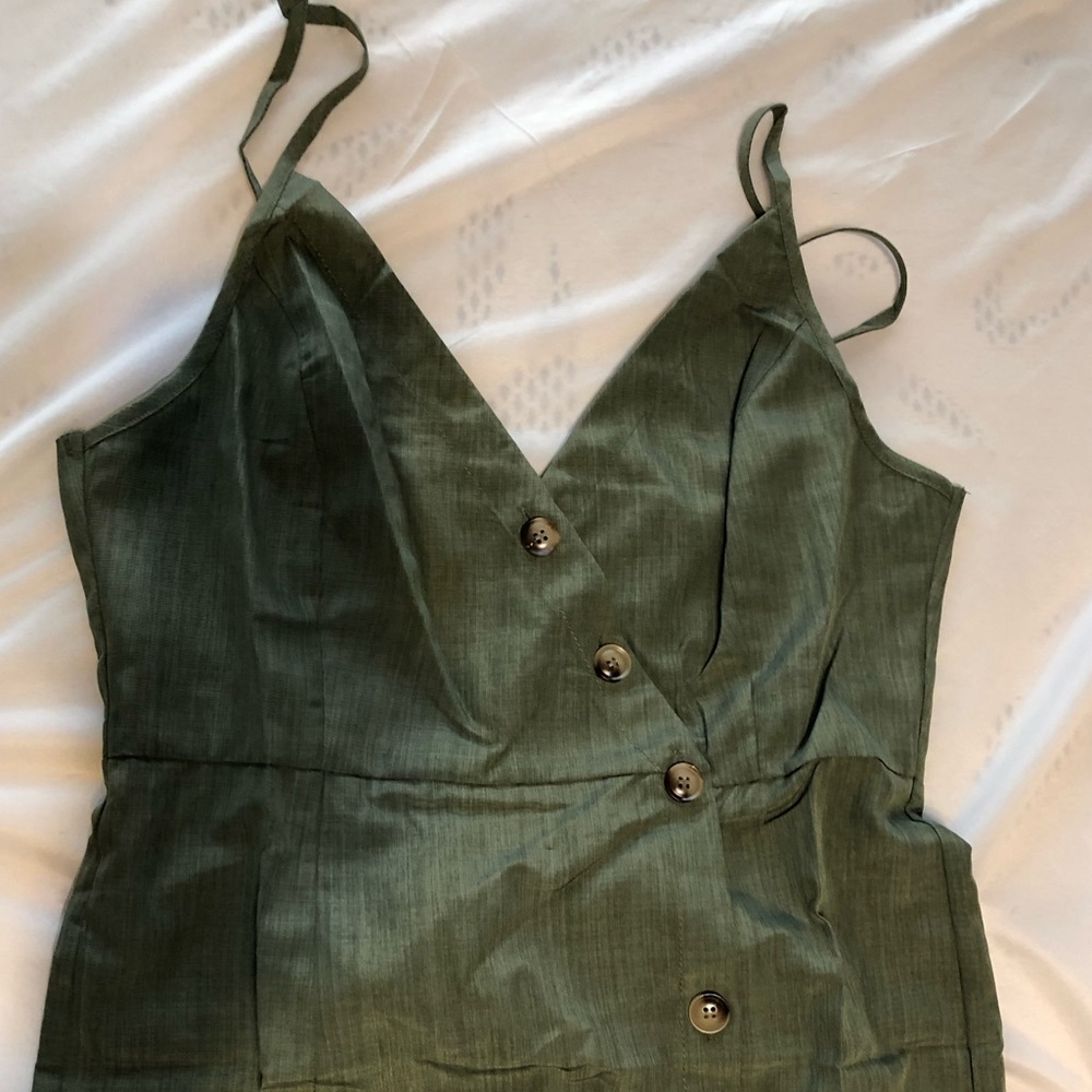 NWT green summer dress